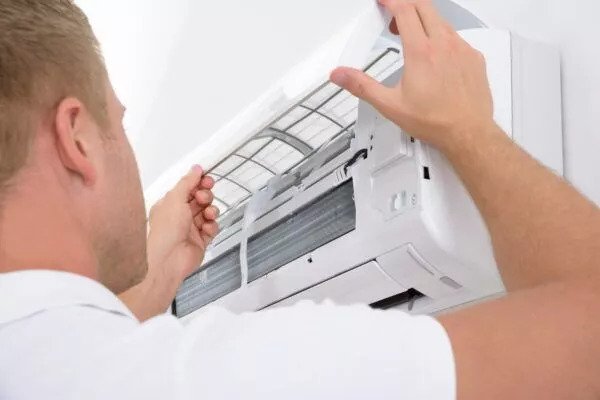 Highway HVAC Services & Remodeling Group Offers Air Conditioning Repair Services in Van Nuys, CA