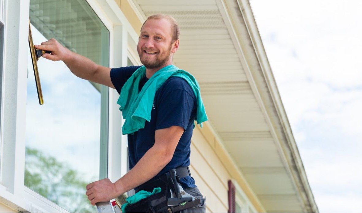 My Window Washing and Gutter Cleaning Urges Early Booking for Fall Gutter and Window Cleaning in Round Lake Beach